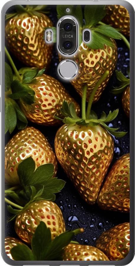 

Чехол на Huawei Mate 9 Золотая клубника