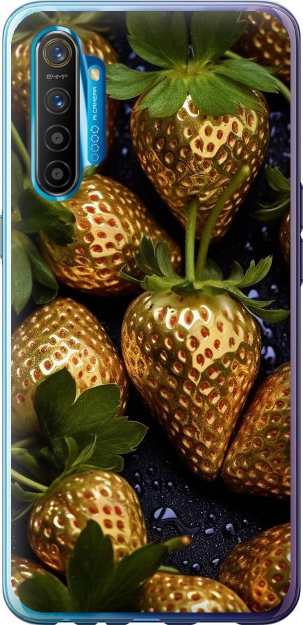 

Чехол на Realme XT Золотая клубника
