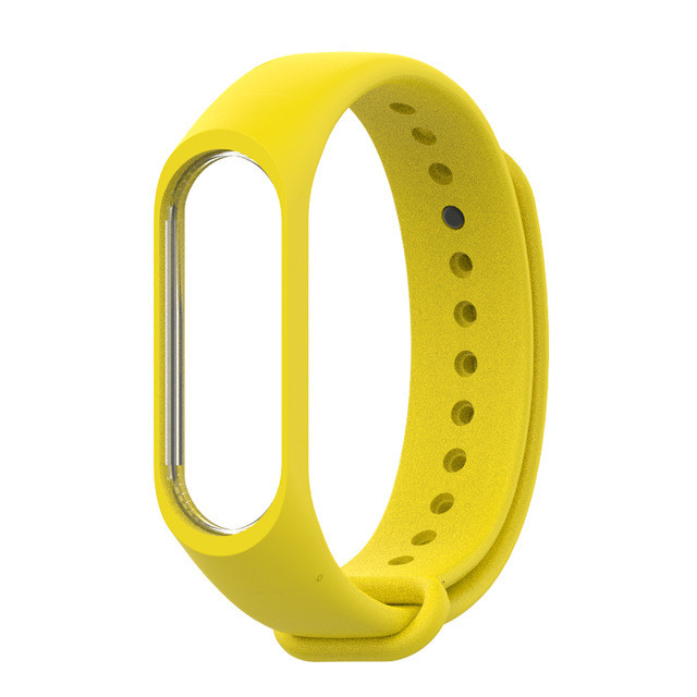 

Силиконовый ремешок для Xiaomi Mi Band 3/4 Желтый (83555)